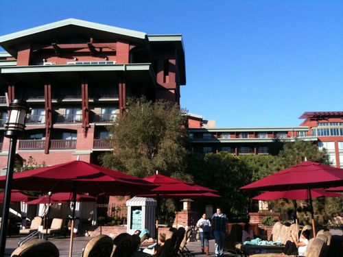 ディズニーズグランドカリフォルニアンホテル&スパ プールサイド