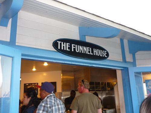 Funnel Cake (ファネル・ケーキ) 屋さん 2